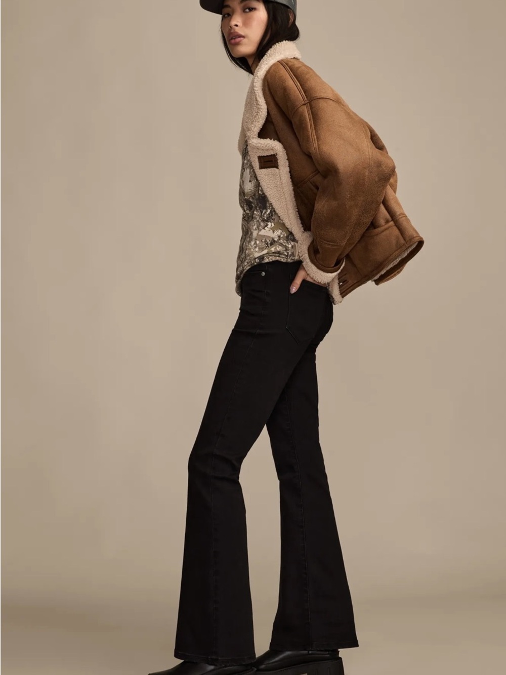 Lucky Brand Black High-Rise Flare Jeans - Picture 3 of 9